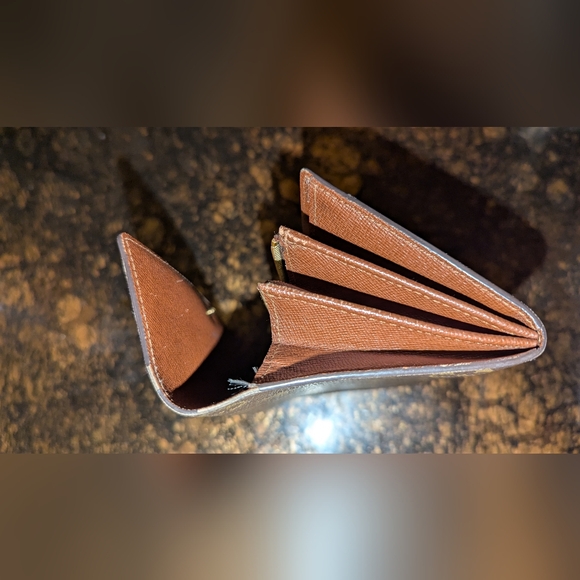 Louis Vuitton Sarah Monogram Wallet with COA Brown VGUC - Picture 5 of 16